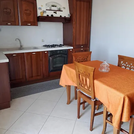 Apartment Etna House